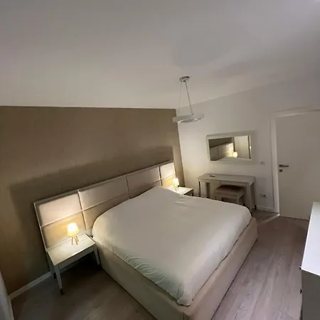 Loft Living 地拉那