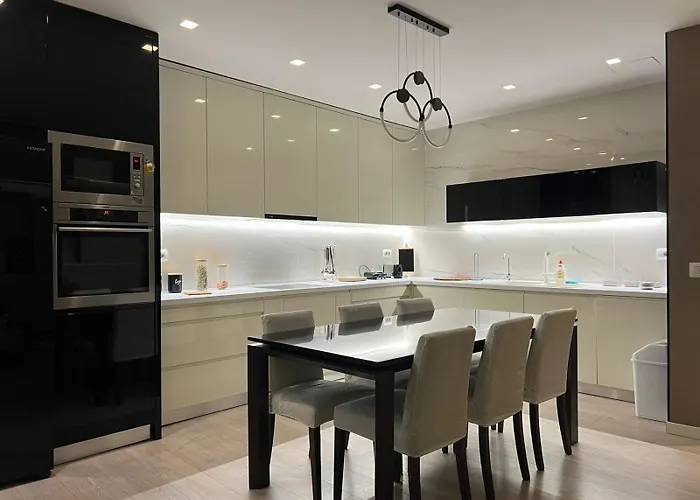 Loft Living Апартаменты Тирана