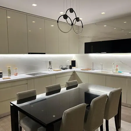 Loft Living * 티라나